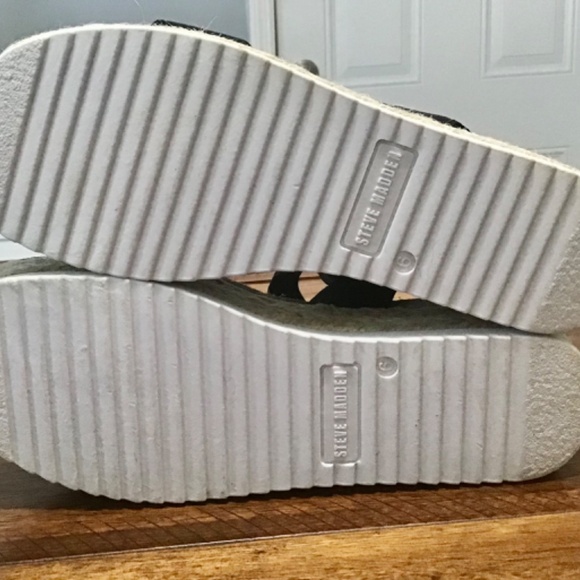 Steve Madden slip On Flatform Sandals~Black~Size6 - Picture 8 of 8